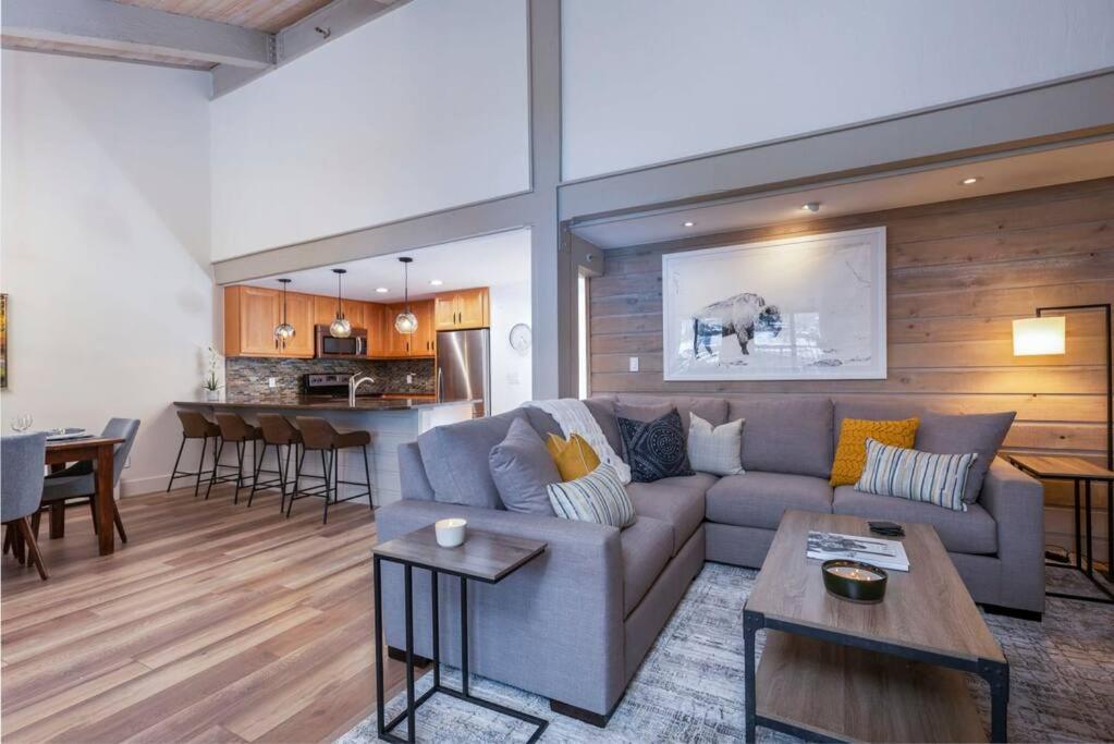 Updated 3 Bedroom 2 Ba With Pool & Hot Tub - Stunning Mountain Views! Snowmass Village Exterior foto