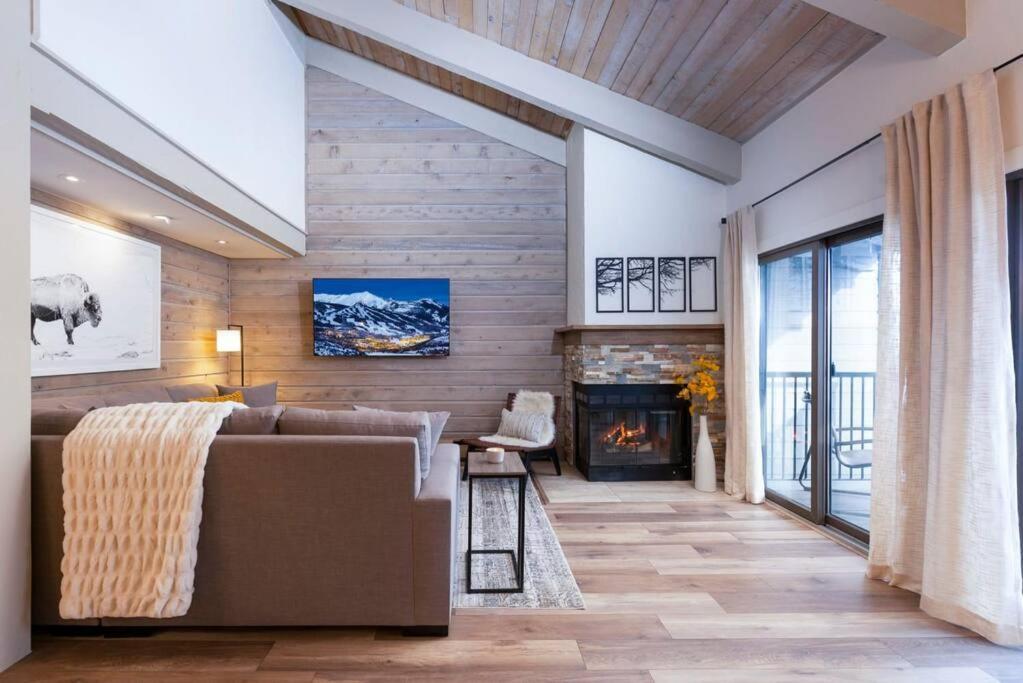 Updated 3 Bedroom 2 Ba With Pool & Hot Tub - Stunning Mountain Views! Snowmass Village Exterior foto